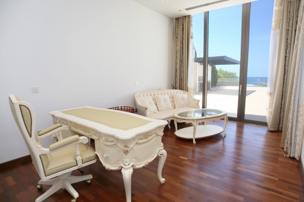A Home of Elegance and Comfort