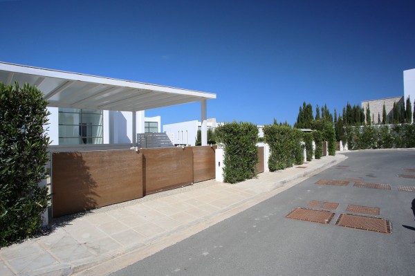 A Home of Elegance and Comfort