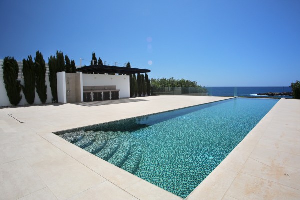 A Home of Elegance and Comfort